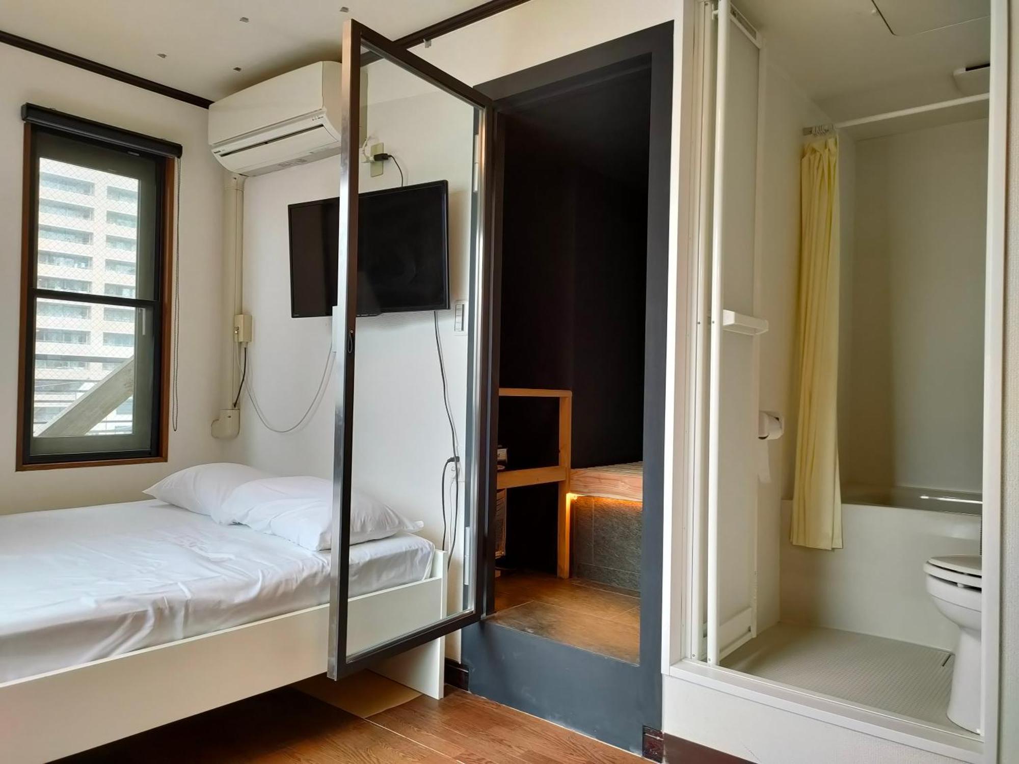 Cote House Hotel Осака Екстериор снимка